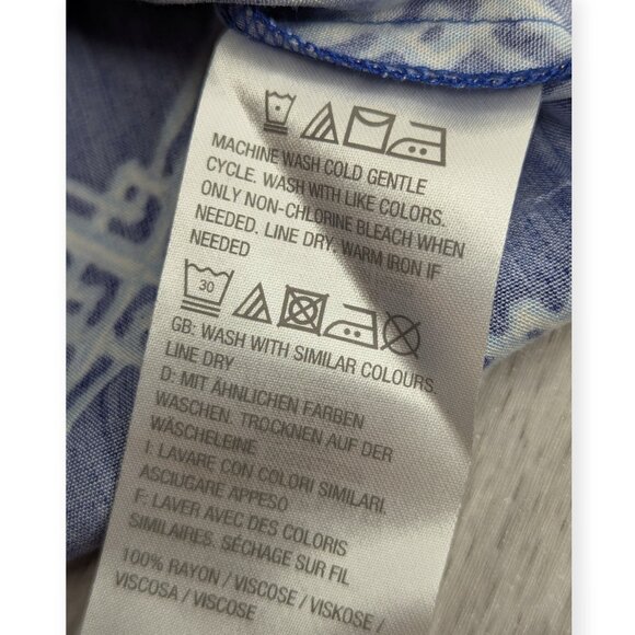 NWOT C. Wonder Printed Button Down Top Navy & White Patterned Size 12 - Picture 10 of 16